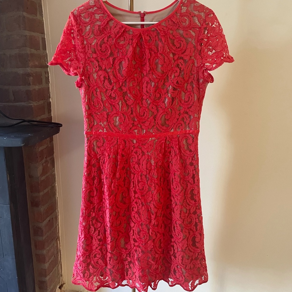 ADRIANNA PAPELL red lace dress